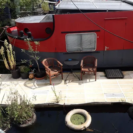 Houseboat Dokstroom アムステルダム